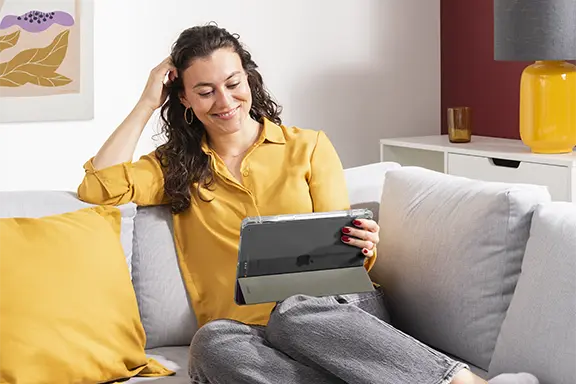 Laptop in der Tablet-Hülle Extreme Protect.